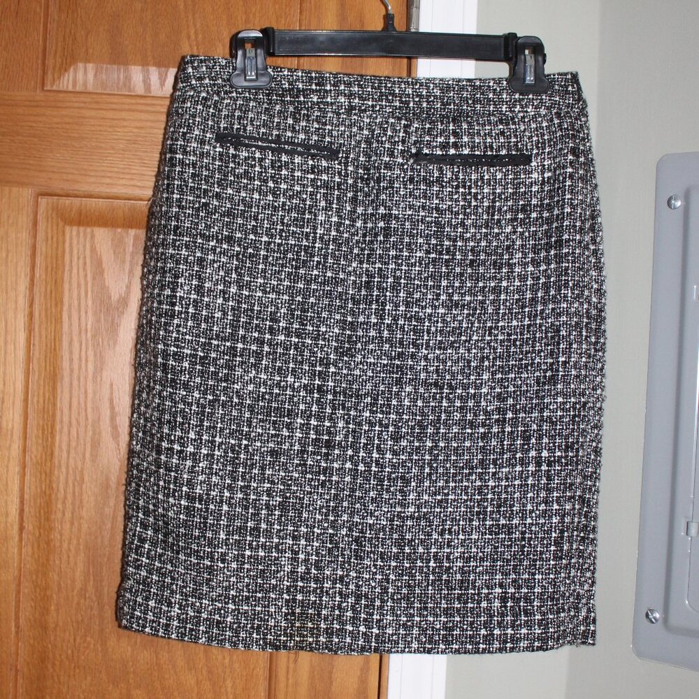 Worthington Petite 10P Women's Skirt Black & White